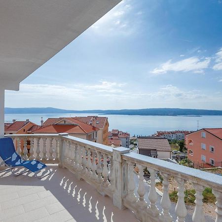 Stunning Apartment In Crikvenica With Wifi Buitenkant foto