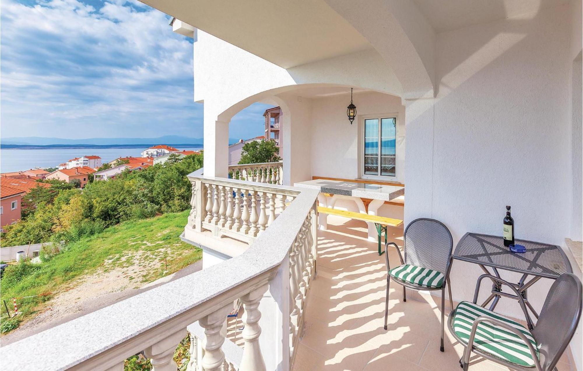 Stunning Apartment In Crikvenica With Wifi Buitenkant foto