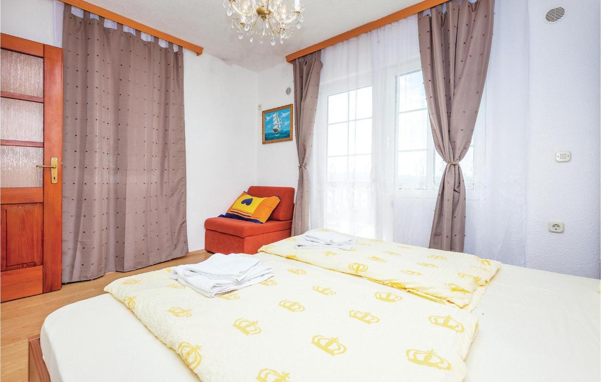 Stunning Apartment In Crikvenica With Wifi Buitenkant foto